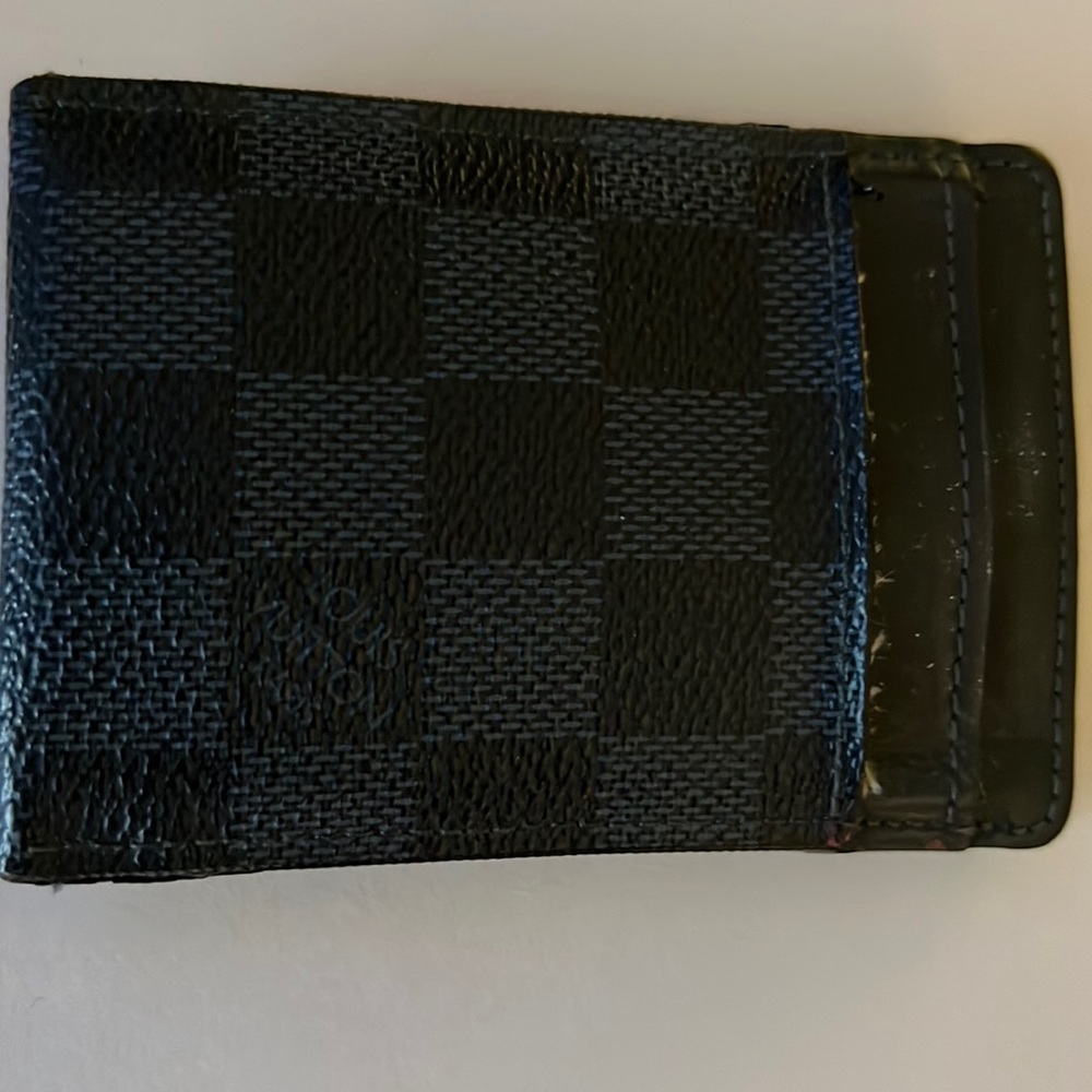 Louis Vuitton Pince Card Holder with Bill Clip.